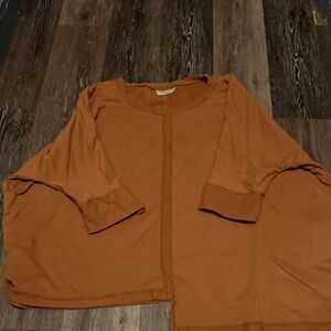 INAE Women's Rust 3/4 top